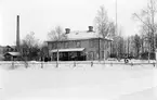 Hästbo station i vintertid.