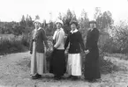 Från vänster: Edla Olsson, Betty Svedlund, Maria Svedlund (senare Maria Engman), Brita Persson, även kallad 