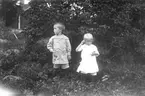 Olle Svedlund född 1911 och Elna Svedlund född 1913, båda från Lenninge 6:30.