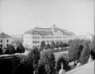 Vasaskolan, Högre Allmänt Läroverk
Vid Norra Kungsgatan i den sk Luthska trädgården byggdes nytt skolhus som invigdes 1873.
Om- och påbyggnad och nytt gymnastikhus som invigdes 1914.