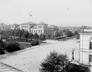 Vasaskolan, Högre Allmänt Läroverk. Vid Norra Kungsgatan i den sk Luthska trädgården byggdes nytt skolhus som invigdes 1873. Om- och påbyggnad och ett nygg gymnastikhus invigdes 1914.