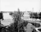 Forsbacka bruksort två mil väster om Gävle

Forsbacka bruk och senare Forsbacka Jernverks AB som expanderade på 1870-talet. Magnus af Nordin uppförde 1777 herrgården med park.