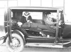 Ford Bolaget
Bil för transport av sjuka

26 oktober 1932