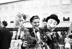 Studentexamen från Tekniska Gymnasiet. Lövad vagn. Gävle 1950.