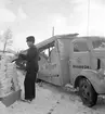 Bilolycka vid järnvägsövergången i Bäckebro. 10 mars 1951.