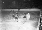 Ishockeymatch. Brynäs - GGIK. 23 februari 1952.