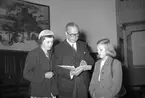 Skolan börjar. Läroverkets aula. 27 augusti 1952.