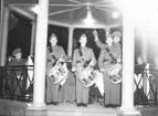 Orkesterföreningens sista konsert för säsongen i musikpaviljongen. Den 8 oktober 1949