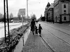 Vårvinterbild. Fältskärsgatan vid Brandstation. Mars 1943