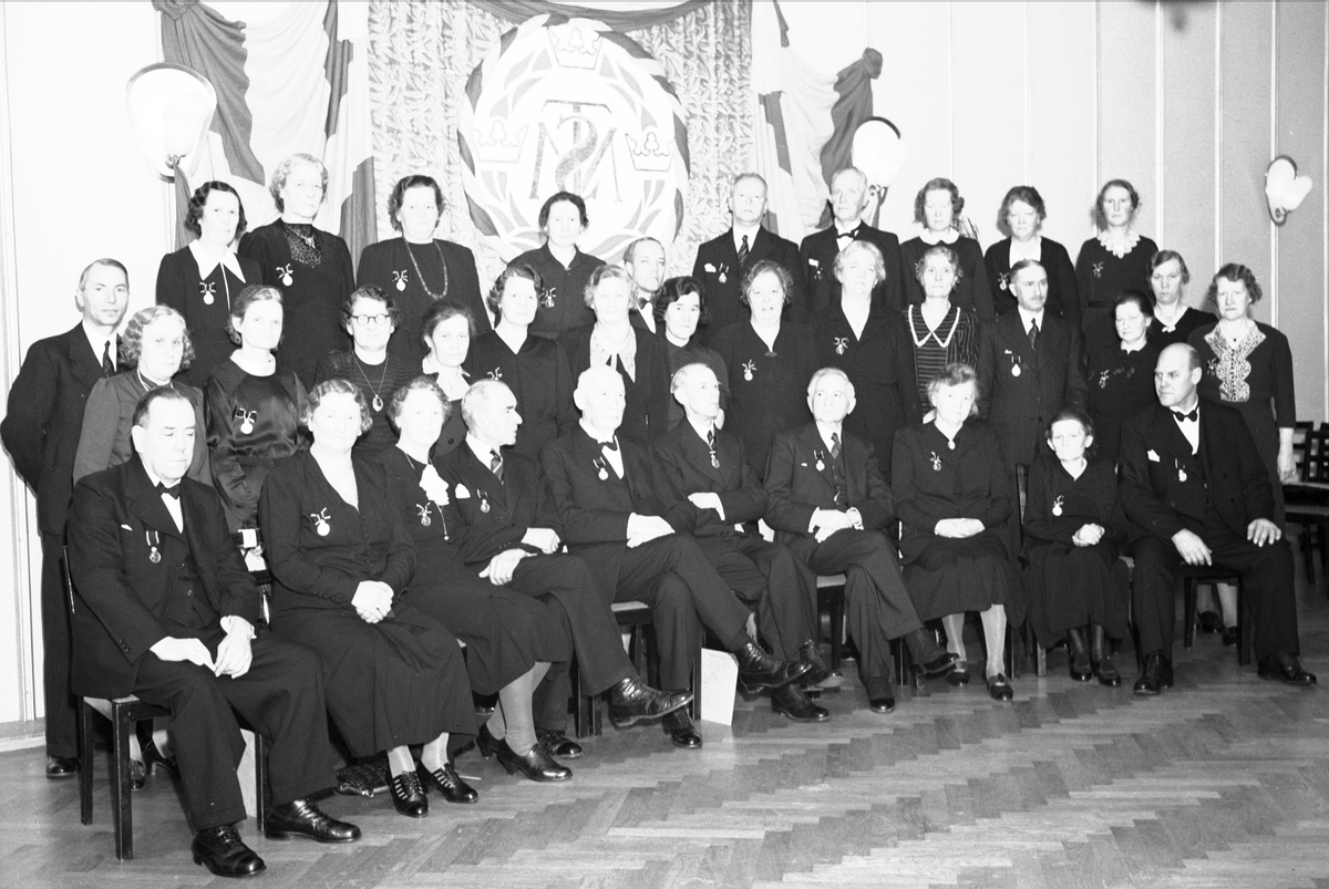 Tobaksmonopolet, medaljutdelning. Den 18 Januari 1942
