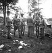 Landstormen. Kyrkoherde Jonzon håller bön. Den 1 juni 1936