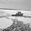 Den 27 januari 1954. Gävle Varv. Båten M/S Tor