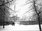 Karlsberg
Gustaf Adolf Åsander donerade egendomen till Gävle Stad
Där uppfördes 1899 ett arbetshem för pojkar med sovruml och salar för gymnastik, slöjd och skola.
1926 även ett arbetshem för flickor.