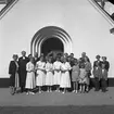 Konfirmation i Älvkarleby kyrka. 22 augusti 1954.
Kominister A. Cedermark, Östermalmsvägen 20
Eva Brodin, Tjänstemannavillan nr 1, Kallhäll                             Malou Häggmark, Bruksmässen, Skutskär
Yvonne Ollrog, Birger Jarlsgatan 37, Stockholm                           Aila Hägremark, Mäster Olofsgatan 1, Gävle
Agneta Thörnqvist, Flemmingatan 42,  Gävle