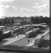 Busstation i centrala Gävle. År 1948.