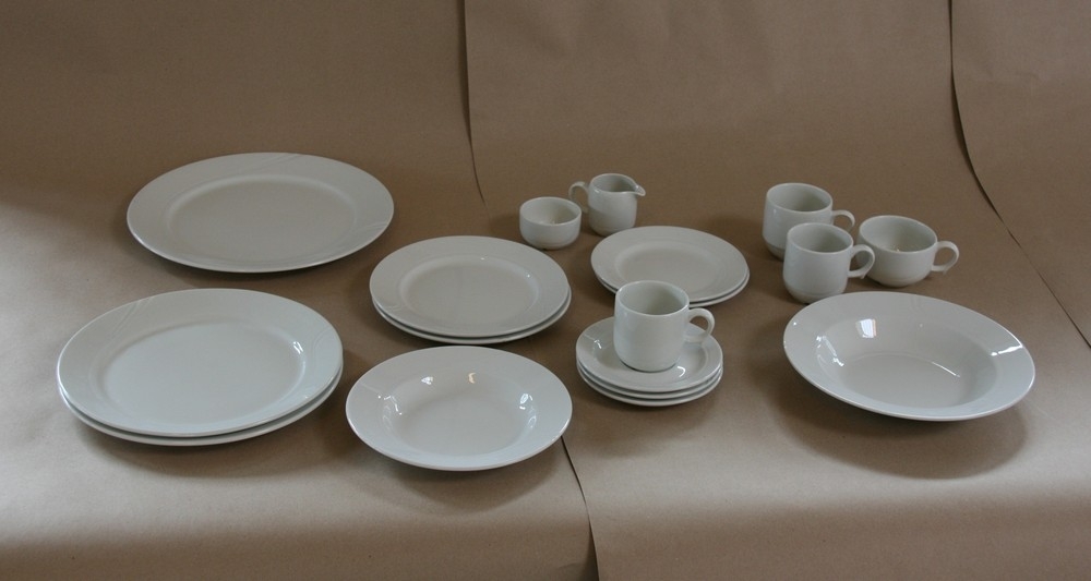 Relieff - linjer. Ensfarget.