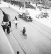 Reportage för Arbetarbladet. Trafiken på Drottninggatan
Oktober 1937