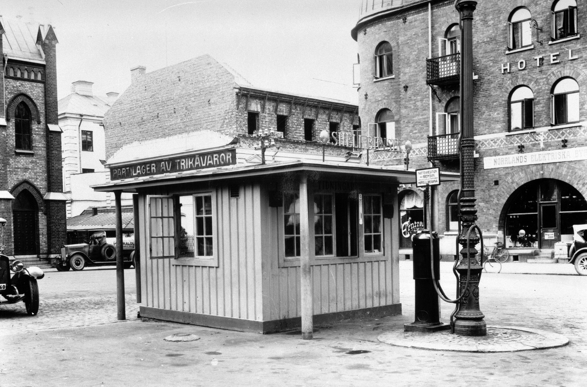 Centralplan med Taxistation och bensinpump