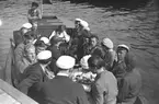 S.S.U.H. i båt i Gavleån