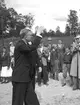 Kung Gustav VI Adolf  på besök i Kungsgården i början av 1950-talet.