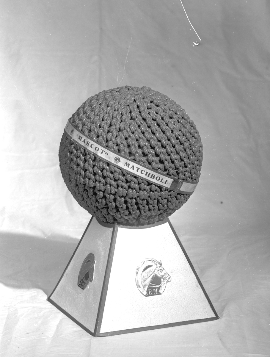 Malmbergs. "Mascot", Matchboll.