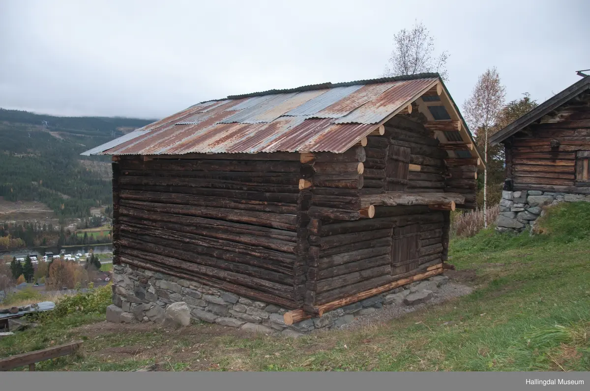Sauestall med trev  på Ål Bygdamuseum, Leksvol