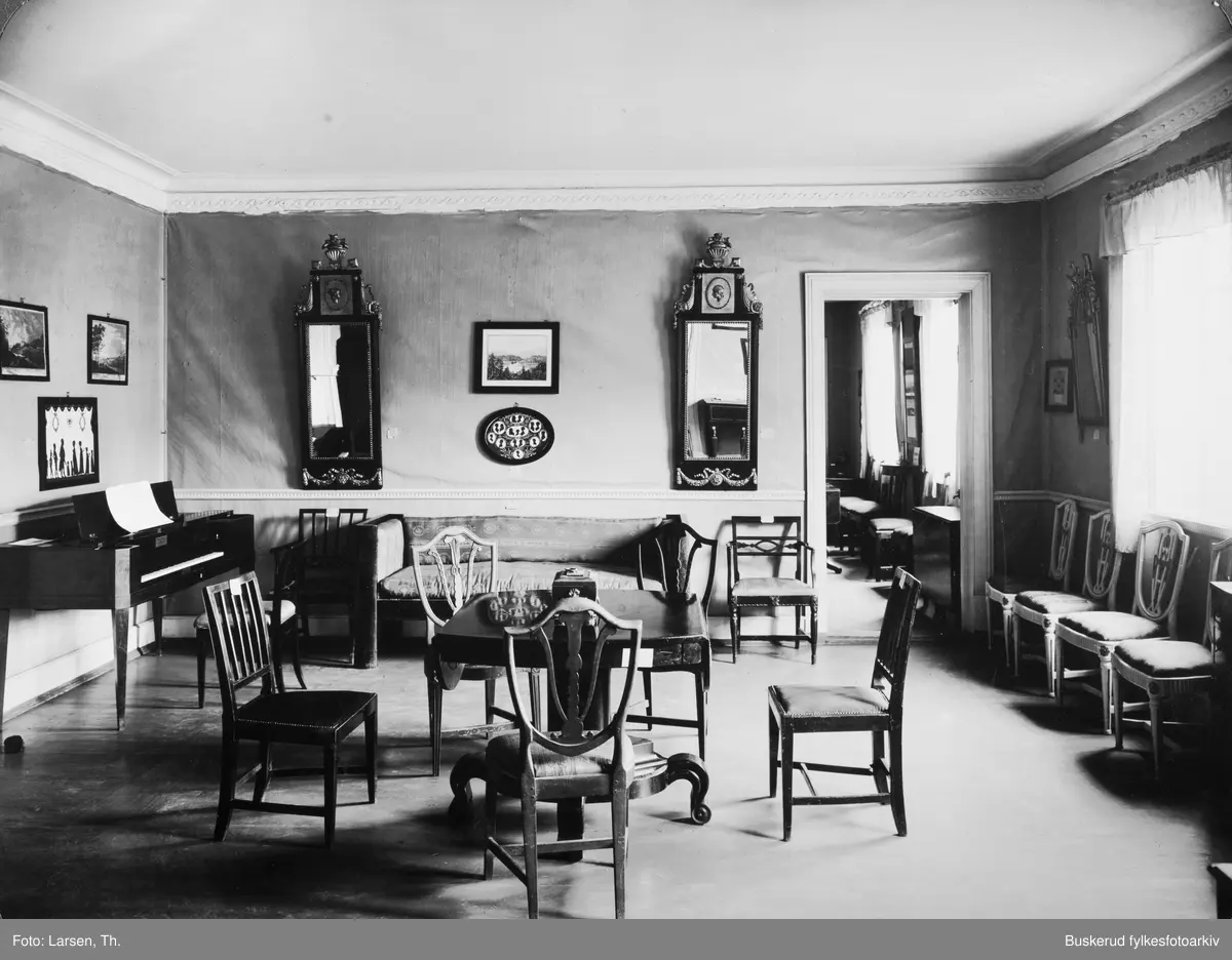 Drammens museum.
Marienlyst, stort stueinteriør