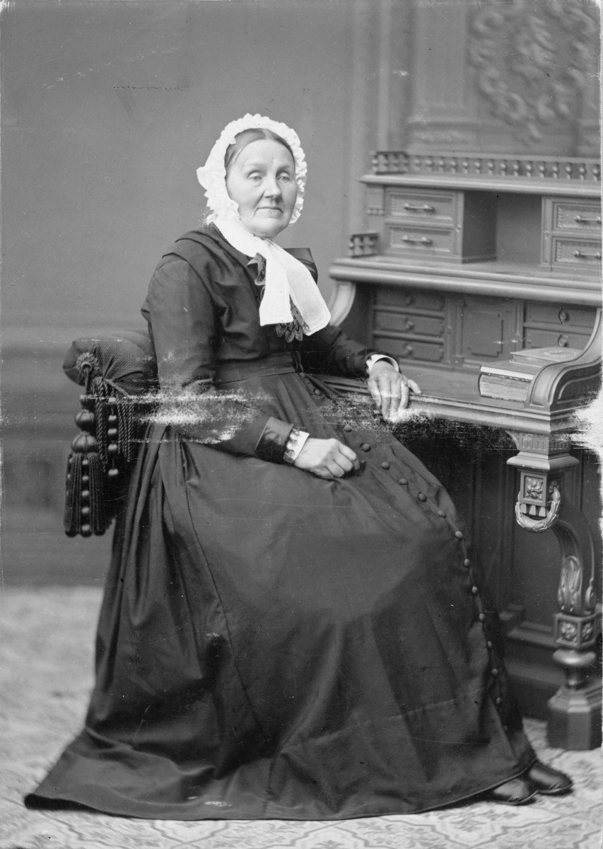 Fru Emilie Gripenstedt, Avhulta.