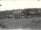 En gård i Åbro, Hjorted 1919.