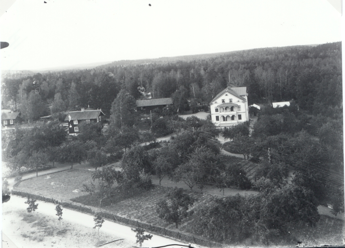 Sjukhemmet (före deta Dövstumskolan) i Hjorted.