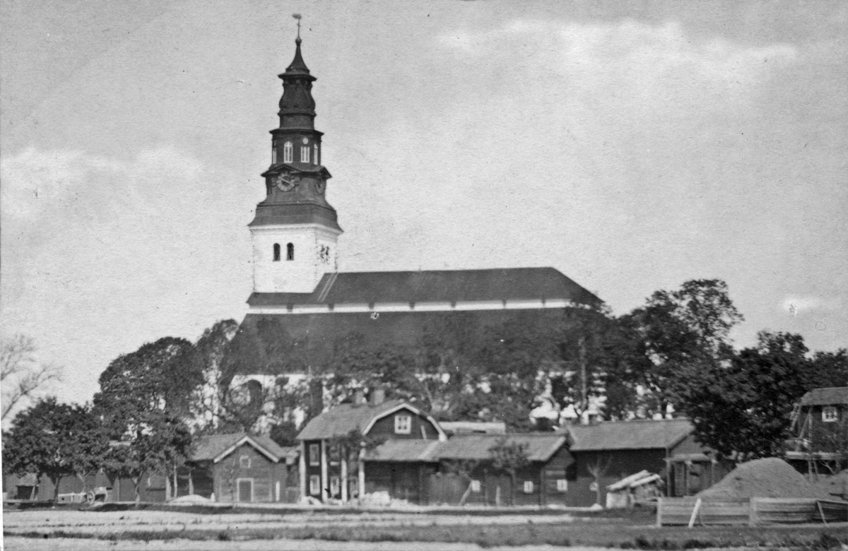 Köpings kyrka sedd från söder. 1870-talet.