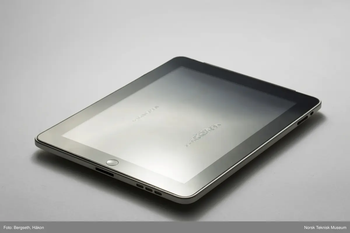 Apple iPad