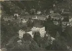 Flygfoto över Gamleby samhälle. I förgrunden syns Åby herrgård, som idag är fritids- och konferensgård.