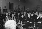 Bild tagen vid invigningen av Gävle Museum den 29 september 1940. Främre raden fr.v. riksantikvarie Sigurd Curman, friherrinnan Sophie Louise von Plessen (syster till Antonie Rettig), Köpenhamn, fru Anna von Rettig, Åbo överintentdenten vid Nationalmuseum Axel Gauffin samt borgmästare Nils Berlin.