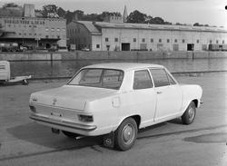 Typbesiktning. Opel (031226-8).