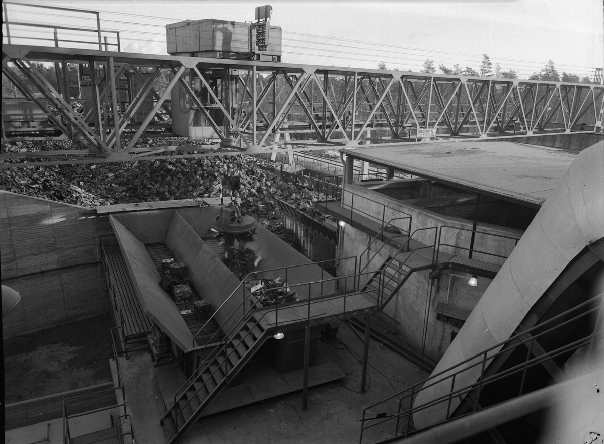 Foto från Oxelösund. Centrifugalrör.