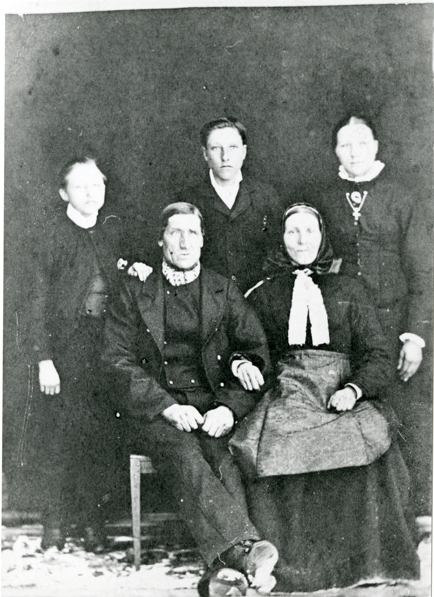 Nils og Sigrid Østgård.