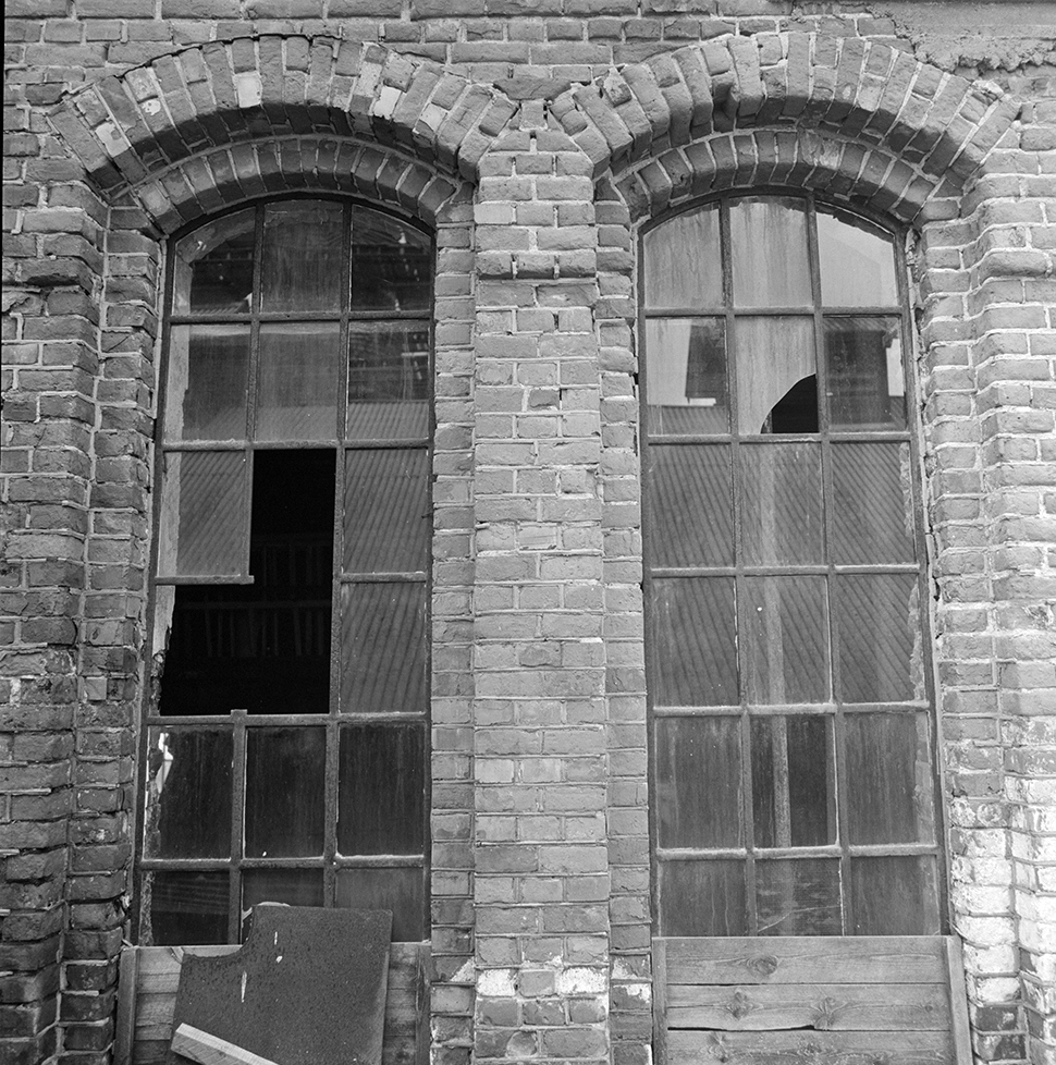 Klevfos Industrimuseum, Klevbakken, Ådalsbruk, Løten. Eksteriør, restaurering, vinduer,