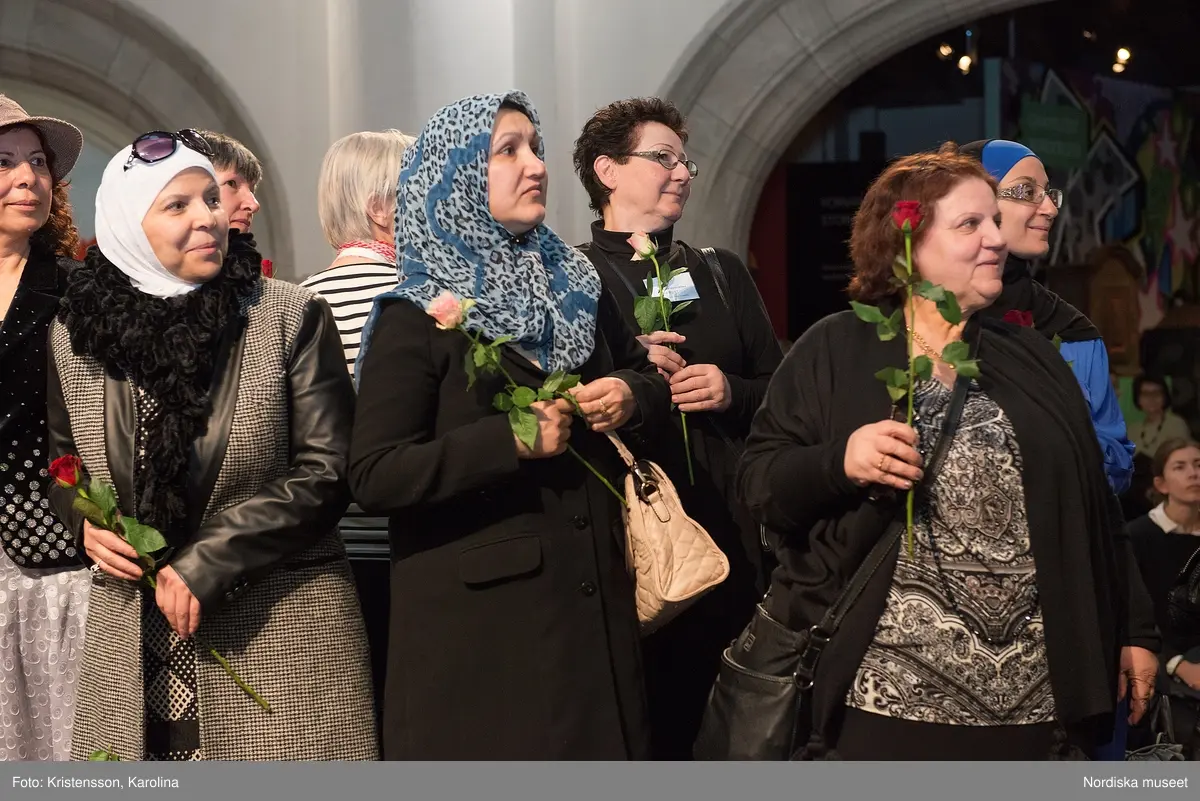 Livstyckets vårmarknad 2016, invigningstal och catwalk. Kompletterande material från själva marknaden i bildserie NMA.0079544