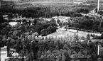 Axmar bruk, Gästrikland
Axmar Bruks järnbruk anlades 1671 och drevs till 1927,
vid slottet finns en näckrosdamm och ädla lövträd.