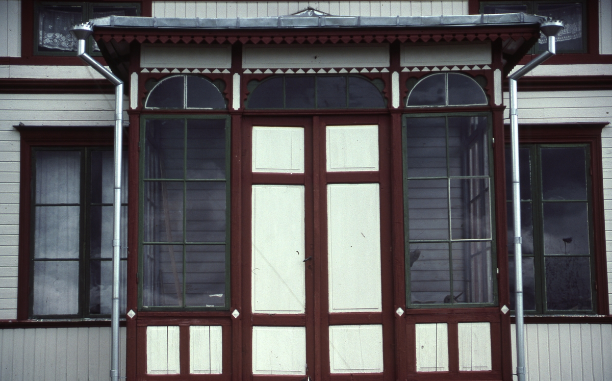 Riksdagsmans blev byggnadsminne 1990. Gården har fått sitt namn efter riksdagsmannen Anders Göransson, som levde där vid 1800-talets slut. Byggnadsår 1884.
Foto den 5 juni 1991.