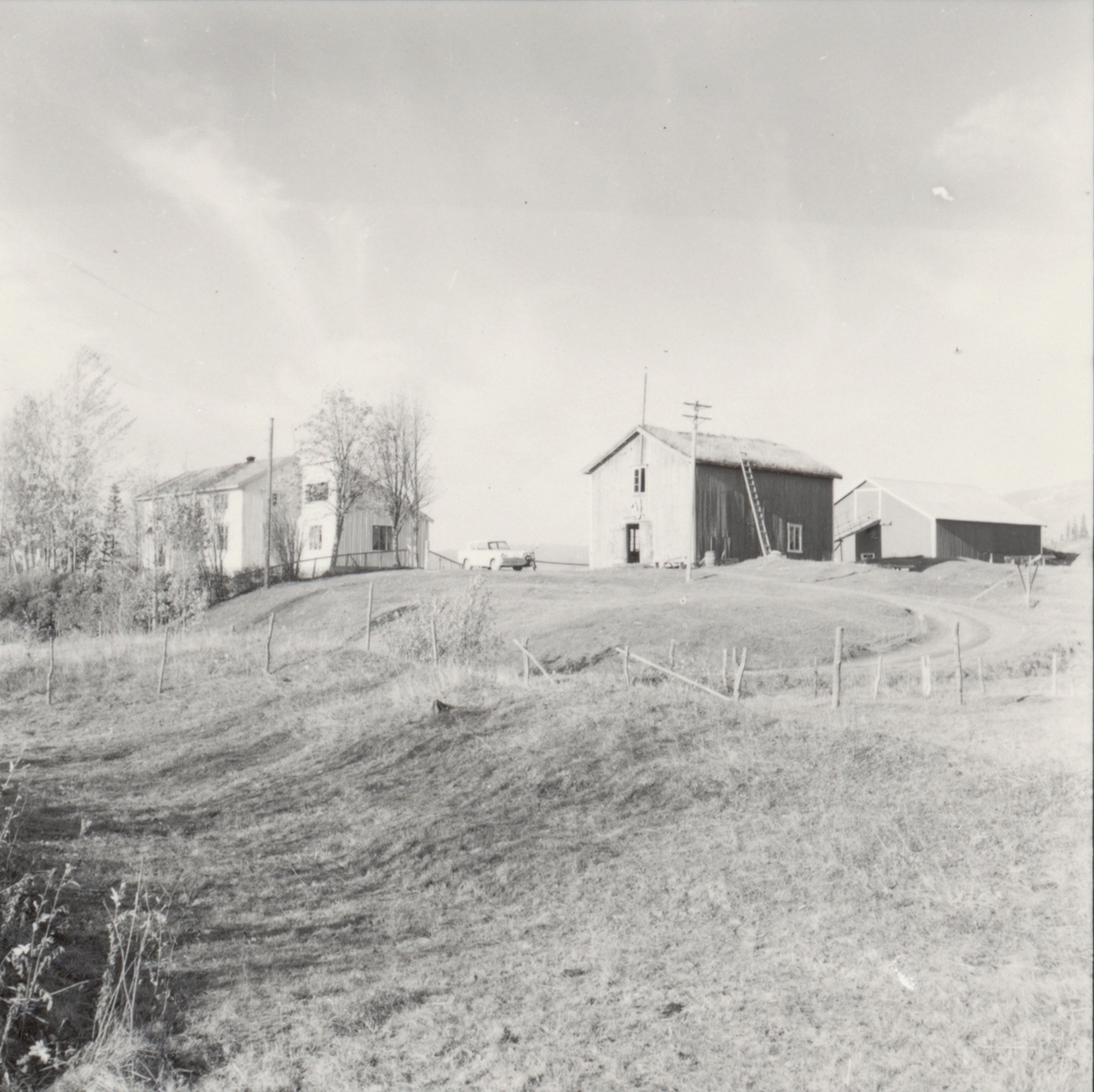 Gård, Solbakk (Utigarden) på Snasen. (Øvre Grønnfjellet).