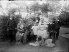 Handlare Nils Ferdinand Landberg med familj, Norrskedika, Börstil socken, Uppland