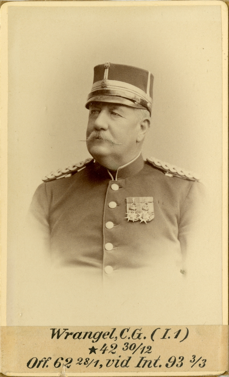Porträtt av Carl Gustaf Wrangel, officer vid Svea livgardet I 1 och Intendenturkåren.