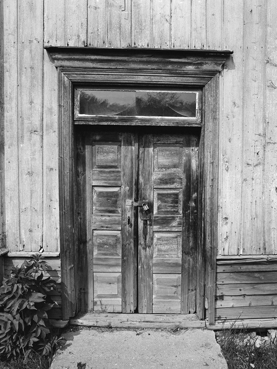 Ringsaker, Brumunddal, Bakkengården i Gamlegata, eksteriør, hoveddør,