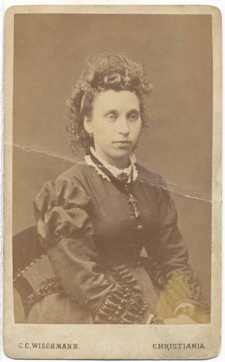 Karen Syverstad, portrett