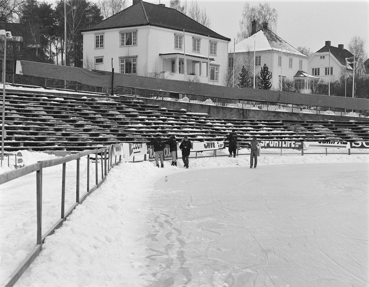 Hamar stadion. VM på skøyter for kvinner. Forberedelser, trening, 