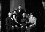 Lundström fru, familjegrupp