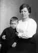 Pettersson, mor och barn
