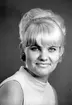 Maud Nilsson, Sicksackvägen 4, Gävle. Den 7 juli 1967